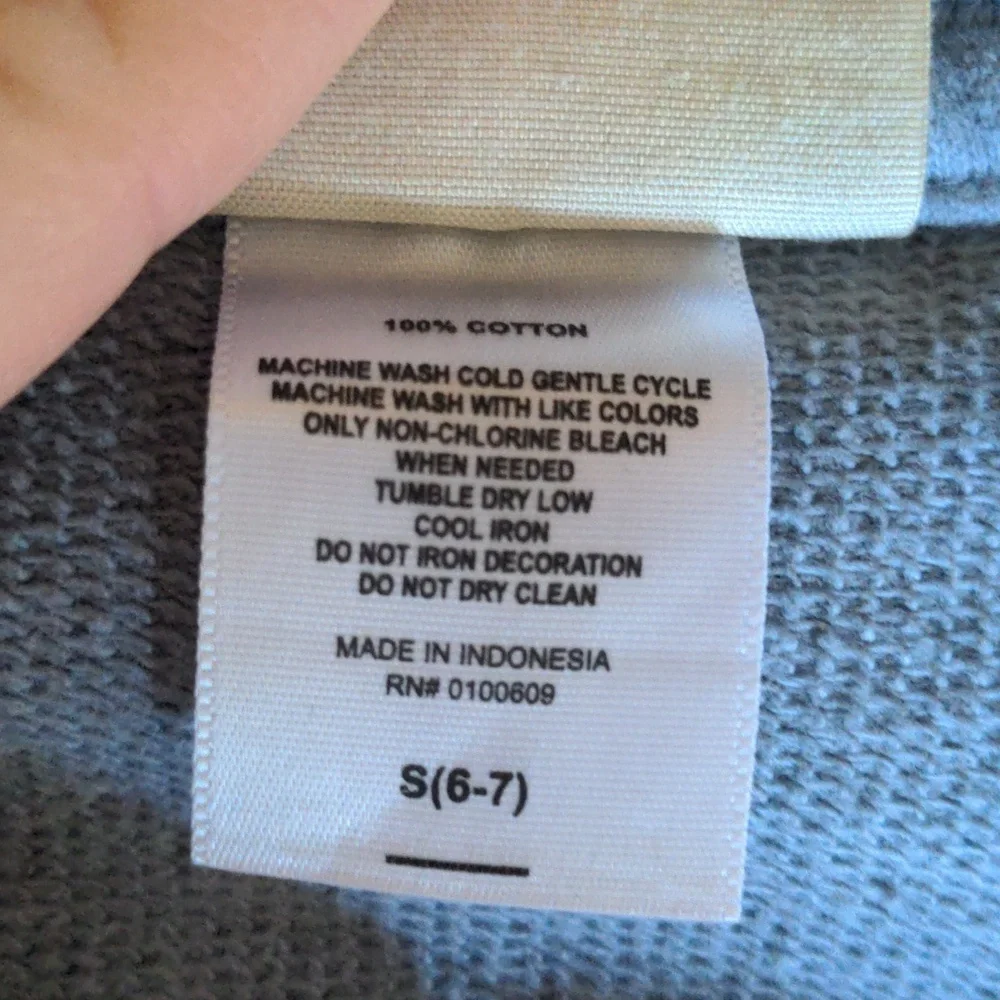 Gap Junk Food Wolverine Hoodie Size 6-7 - Picture 6 of 6